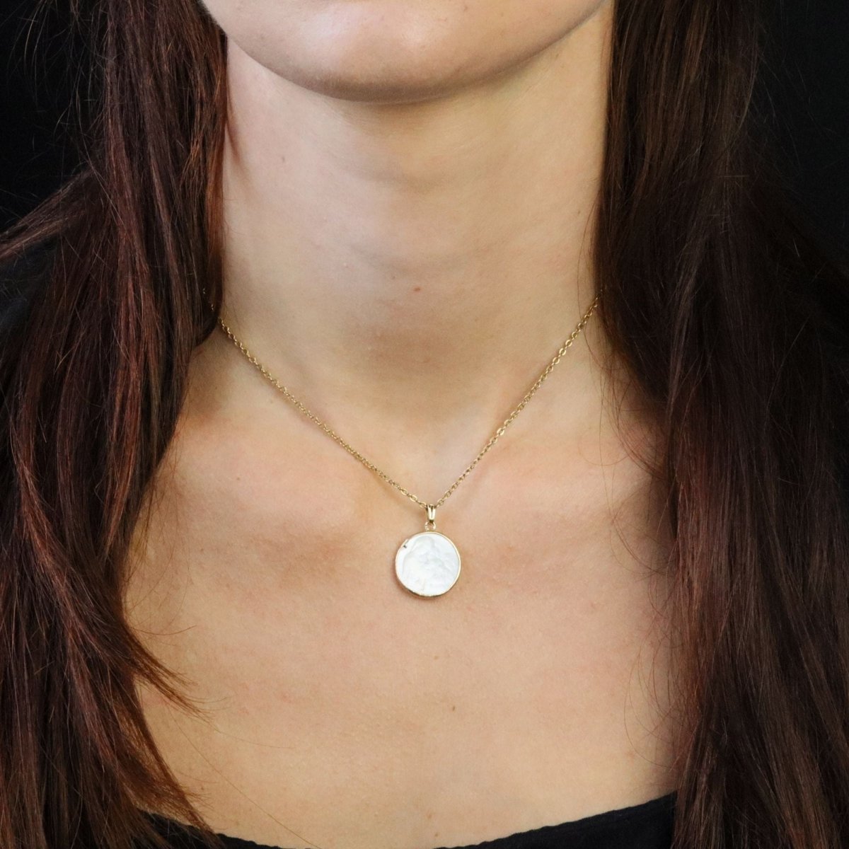 Pendentif en or jaune et nacre - Castafiore