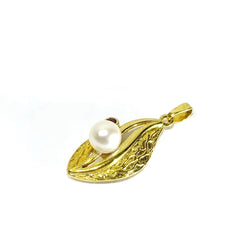 Pendentif en or jaune, perle et grenat - Castafiore