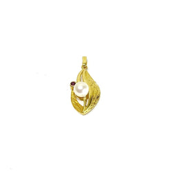 Pendentif en or jaune, perle et grenat - Castafiore