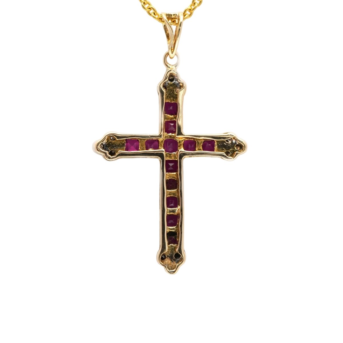 Pendentif en or jaune, rubis et diamants - Castafiore