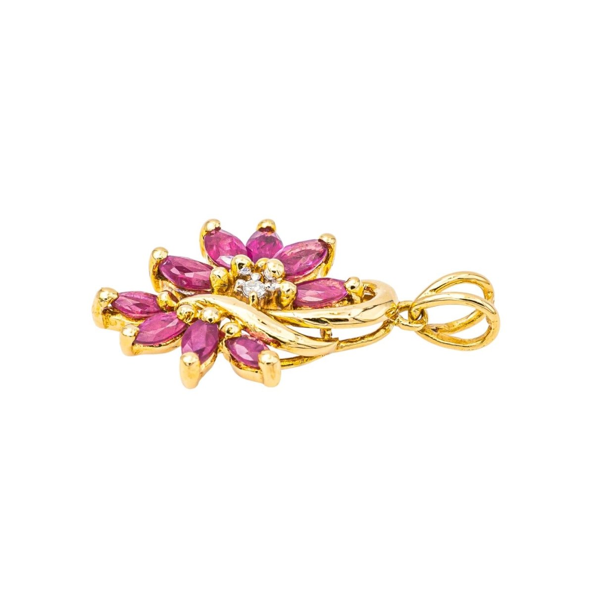 Pendentif en or jaune, rubis et diamants - Castafiore