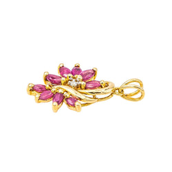 Pendentif en or jaune, rubis et diamants - Castafiore