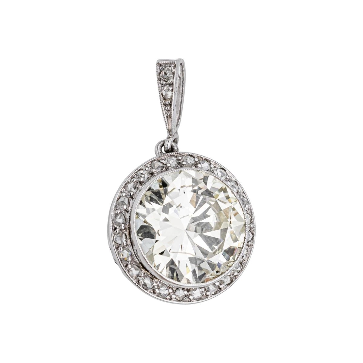 Solitaire Platinum Pendant diamond