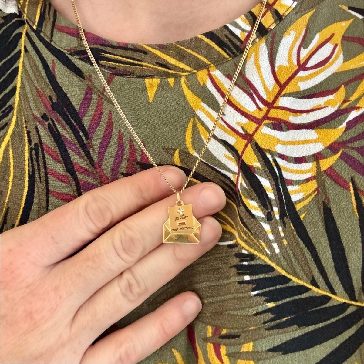 Pendentif lettre d'amour Augis - Castafiore