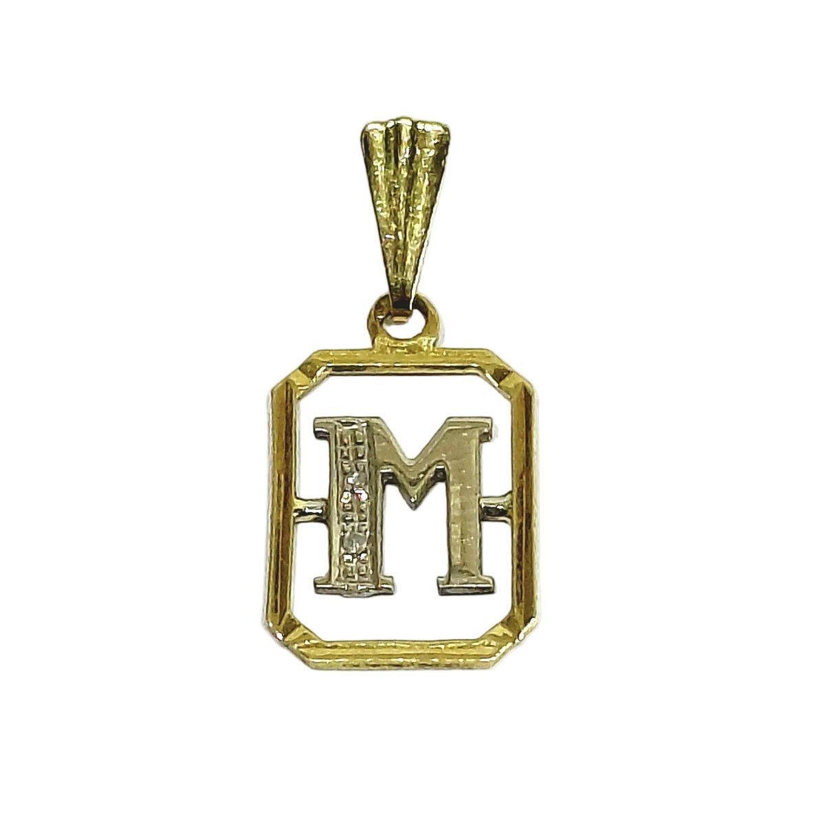 Pendentif “M” en or blanc, or jaune et diamants - Castafiore
