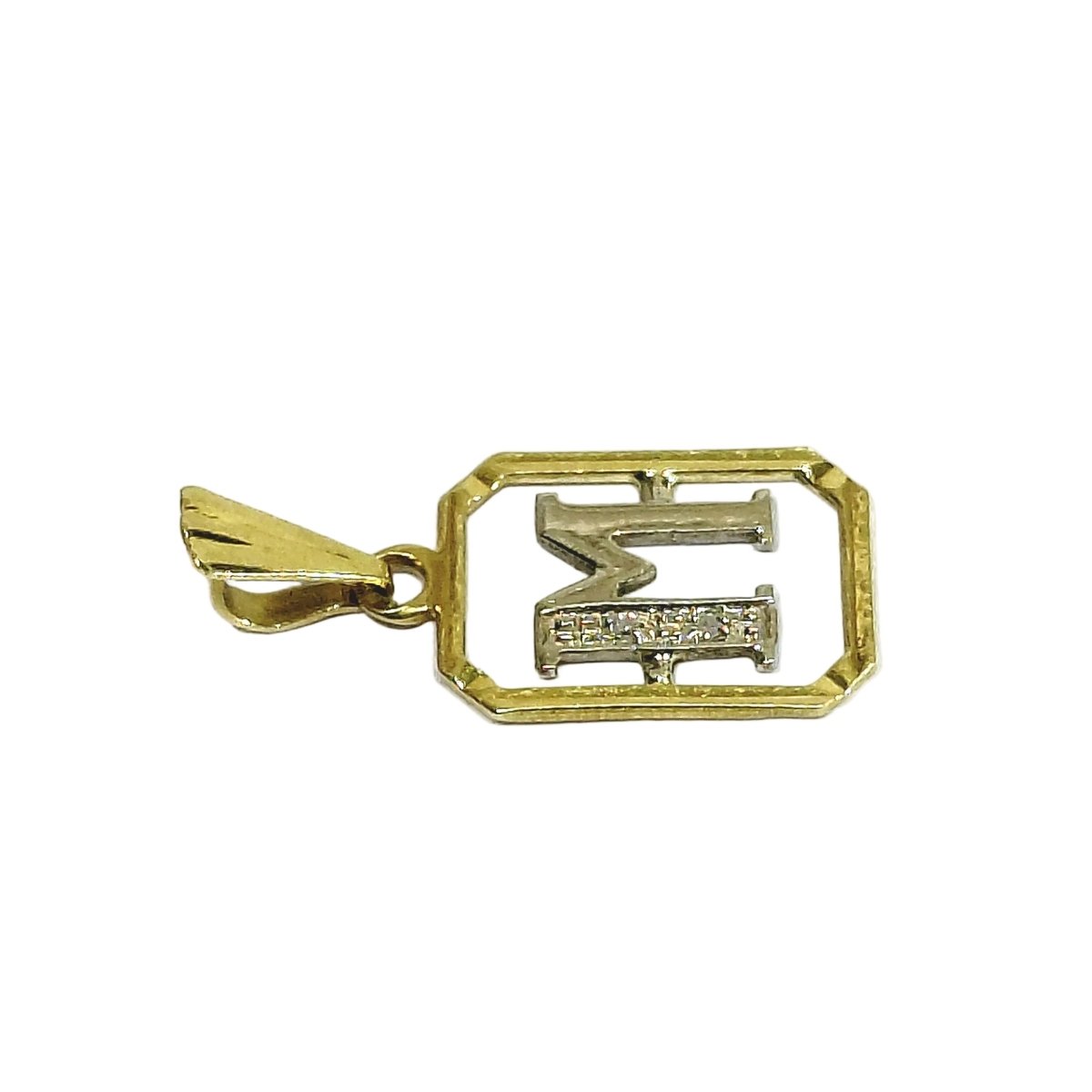 Pendentif “M” en or blanc, or jaune et diamants - Castafiore