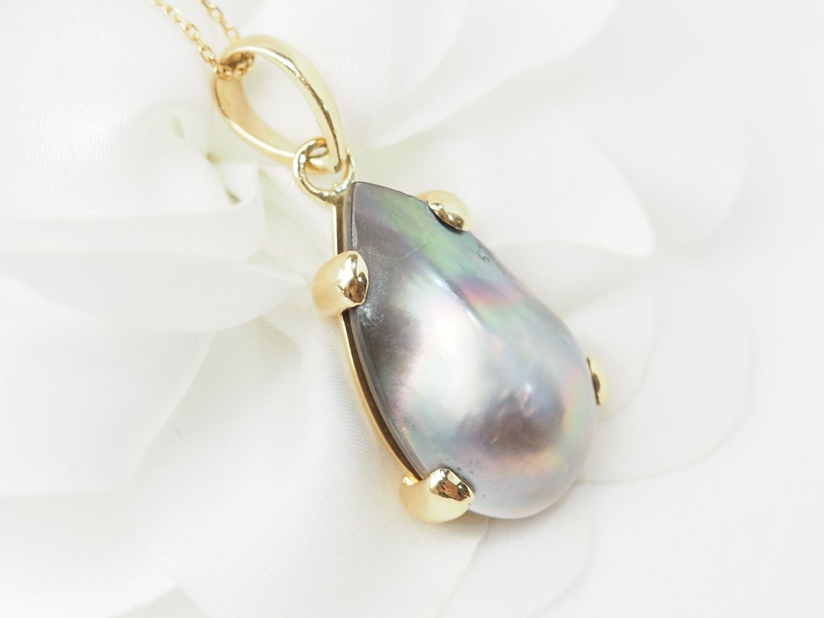 Pendentif Mabé de Tahiti en or jaune - Castafiore