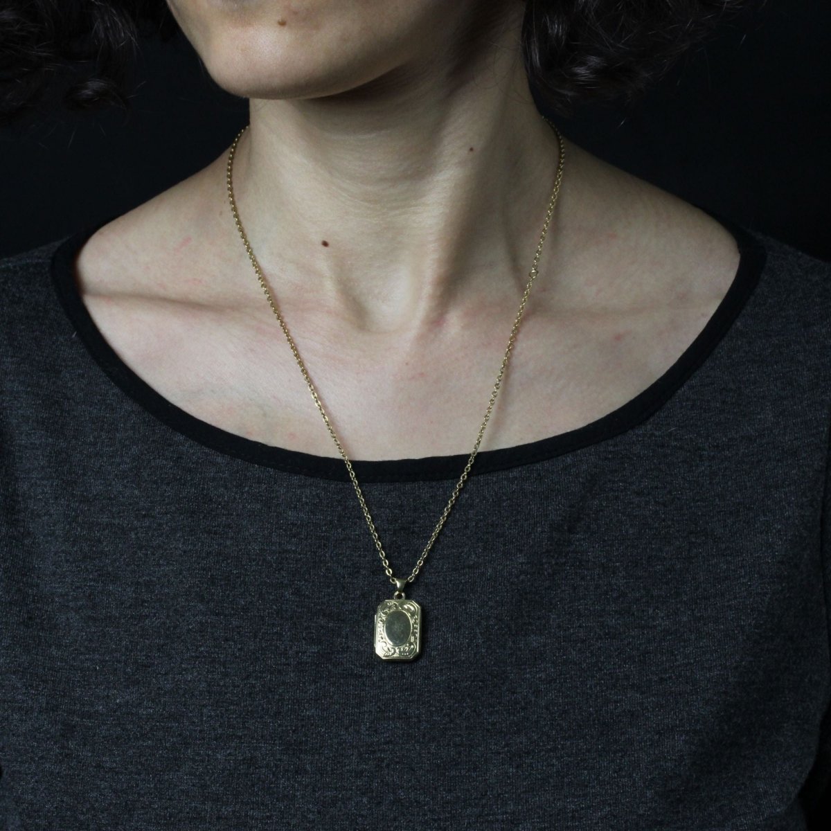 Pendentif MÉDAILLON Rectangulaire en or jaune - Castafiore