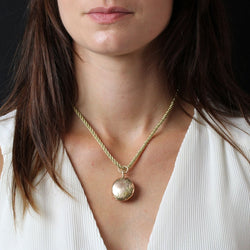 Pendentif MONTRE De col en or rose et or vert - Castafiore