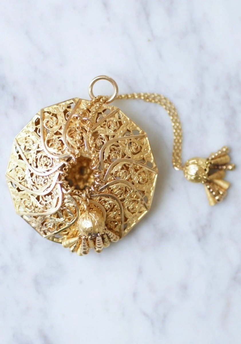 Pendentif porte - monnaie ancien en or jaune - Castafiore