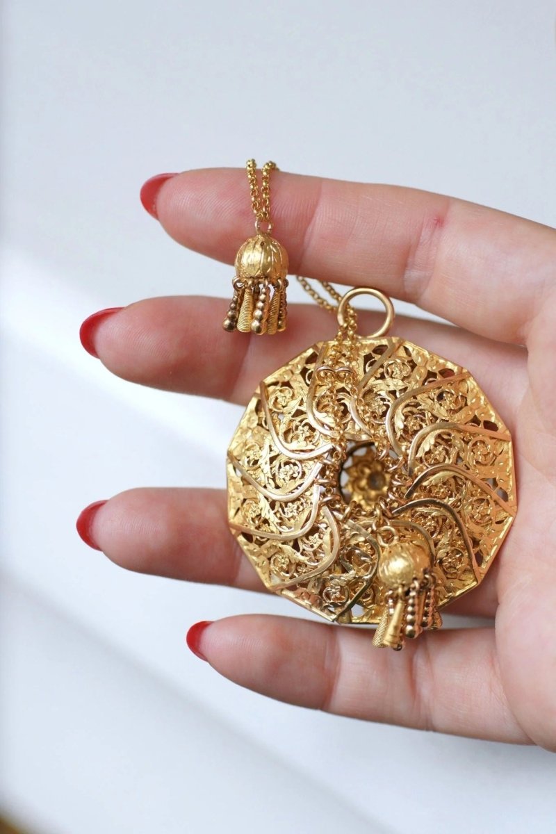 Pendentif porte - monnaie ancien en or jaune - Castafiore