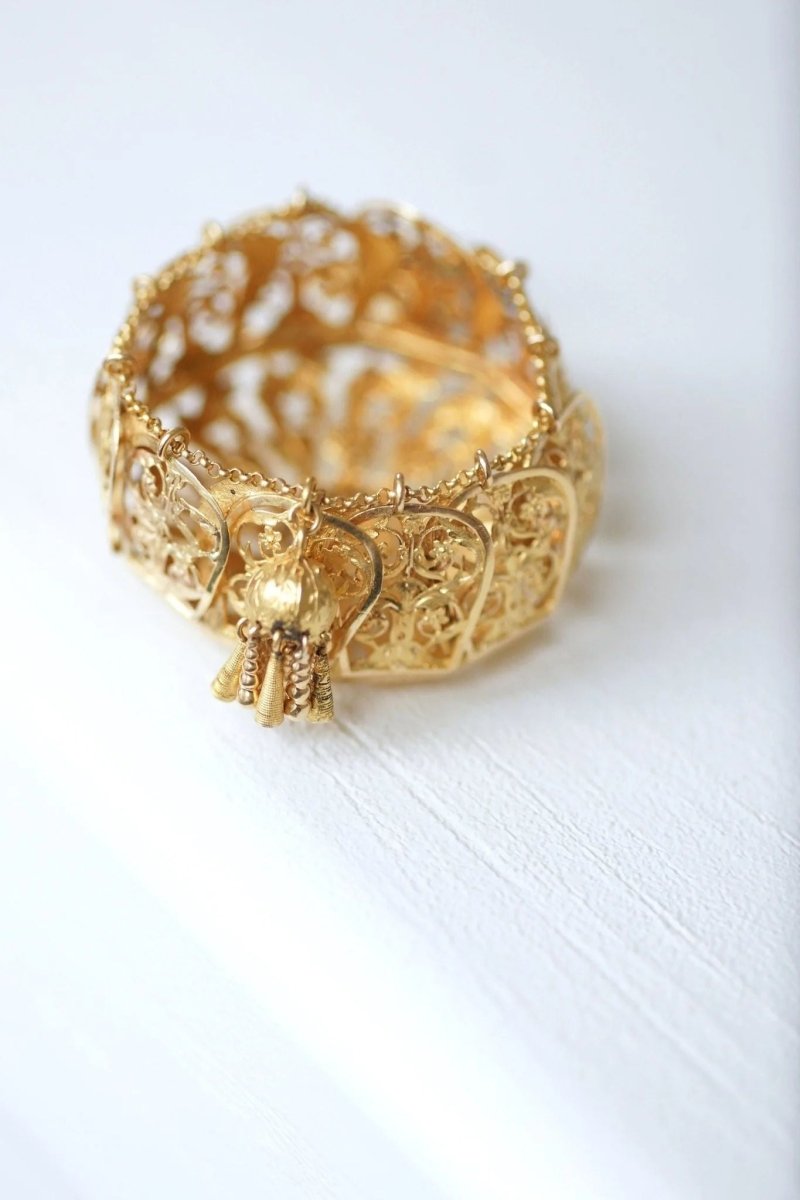 Pendentif porte - monnaie ancien en or jaune - Castafiore