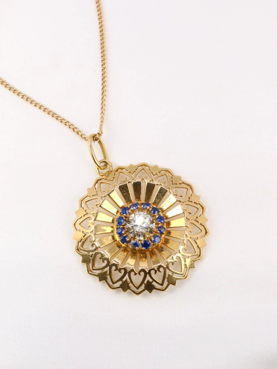 Pendentif rond vintage en or jaune, diamant et saphirs - Castafiore