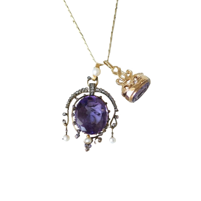 Pendentif Sceau Améthyste Intaille Armoirie Ecclésiastique sur Or Jaune - Castafiore