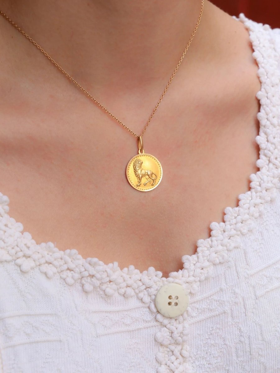Pendentif signe Lion or jaune - Castafiore