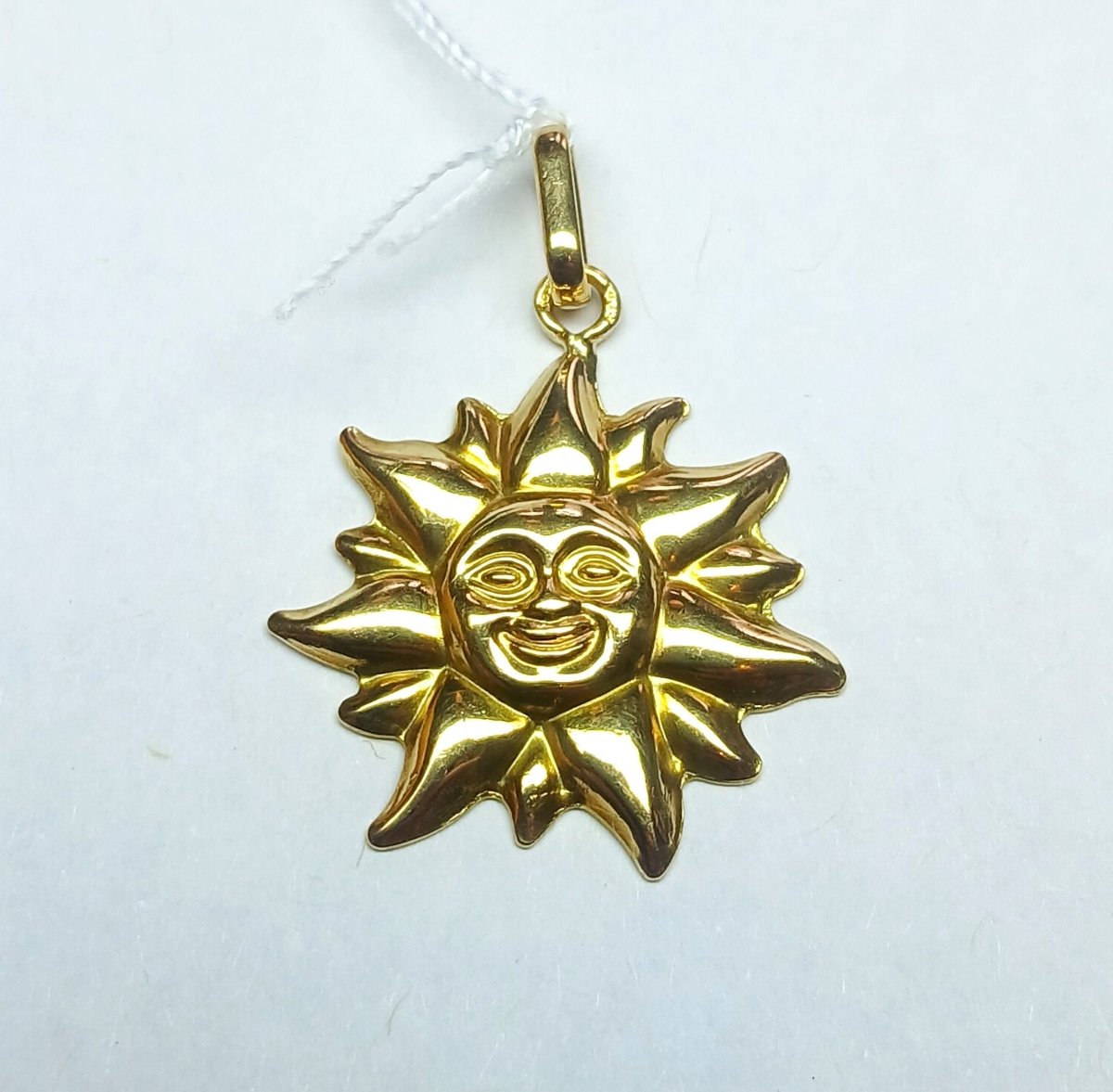 Pendentif Soleil en or jaune - Castafiore