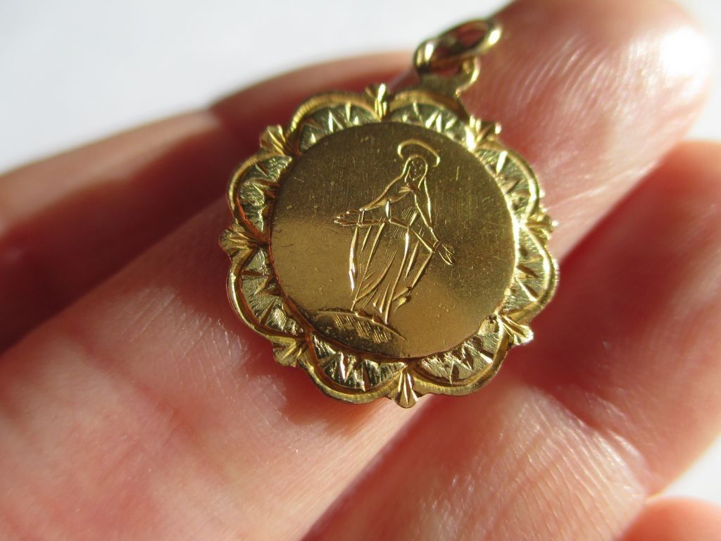 Pendentif Vierge Miraculeuse en or jaune et or vert - Castafiore
