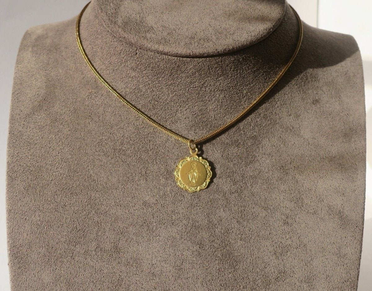 Pendentif Vierge Miraculeuse en or jaune et or vert - Castafiore