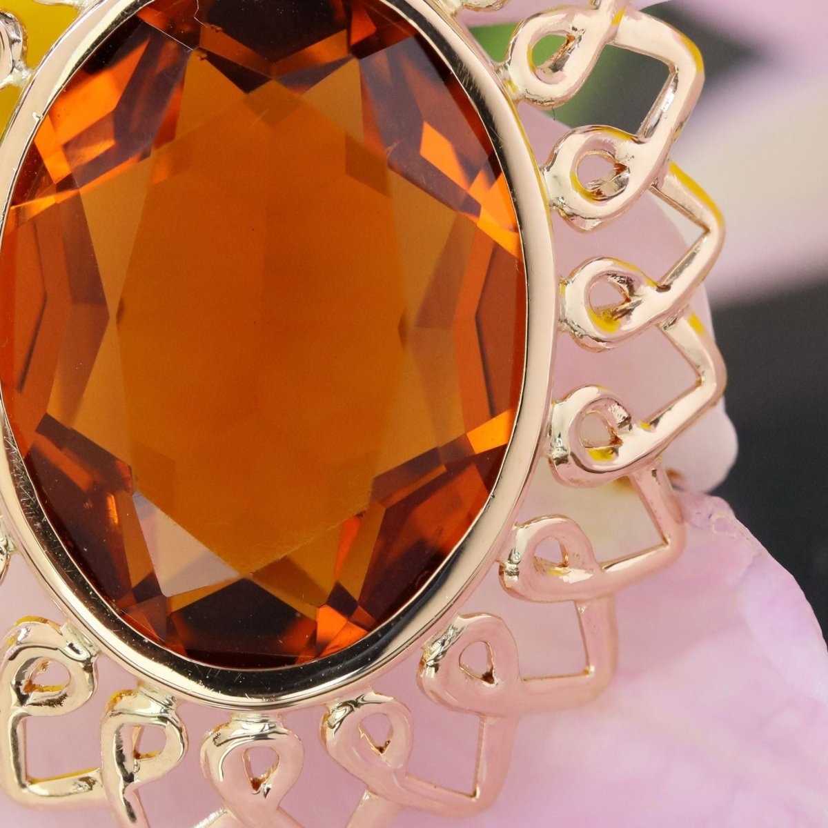 Pendentif vintage en or rose et verre orange - Castafiore
