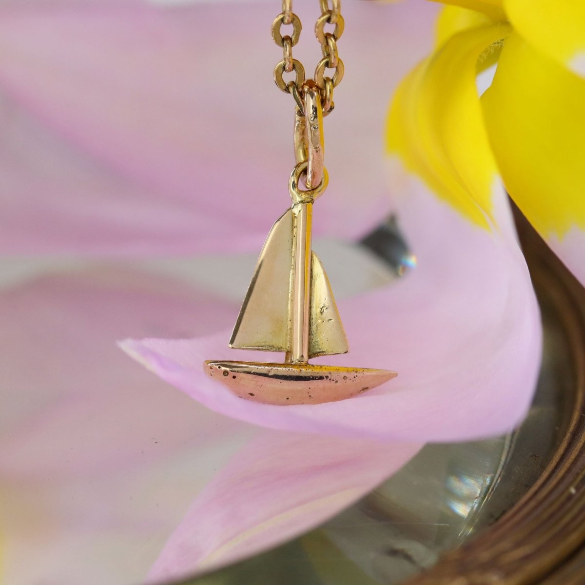 Pendentif voilier en or jaune - Castafiore