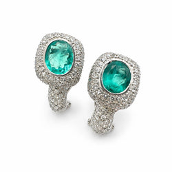 PENDIENTES EN ORO BLANCO CON ESMERALDAS OVALES Y DIAMANTES - Castafiore