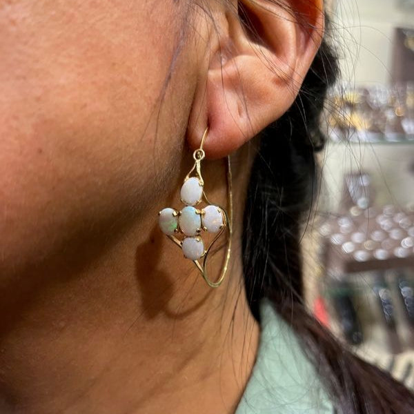 Poissardes opales moderne en or jaune - Castafiore