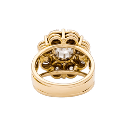 Bague « Marguerite », deux ors, diamants taille ancienne.