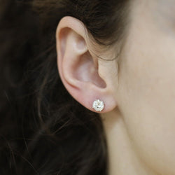 Puces d'oreilles diamants de 1,22 Cts en or gris 18k. E - F - VVS1 - SI1. Système Alpa. Certifiés HRD. - Castafiore