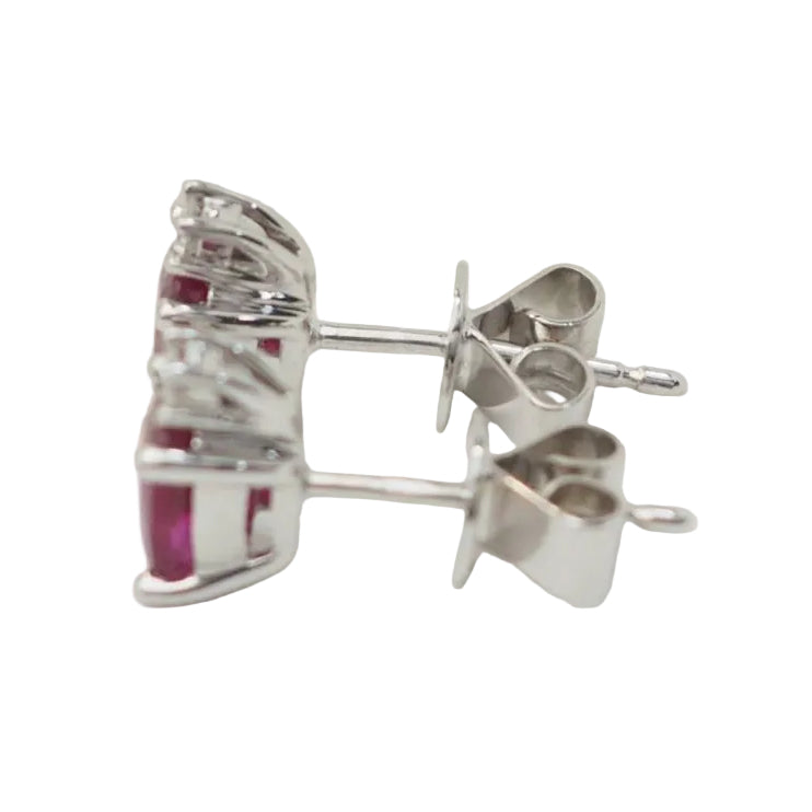 Puces d'oreilles en or blanc, rubis 2.20cts et diamants - Castafiore