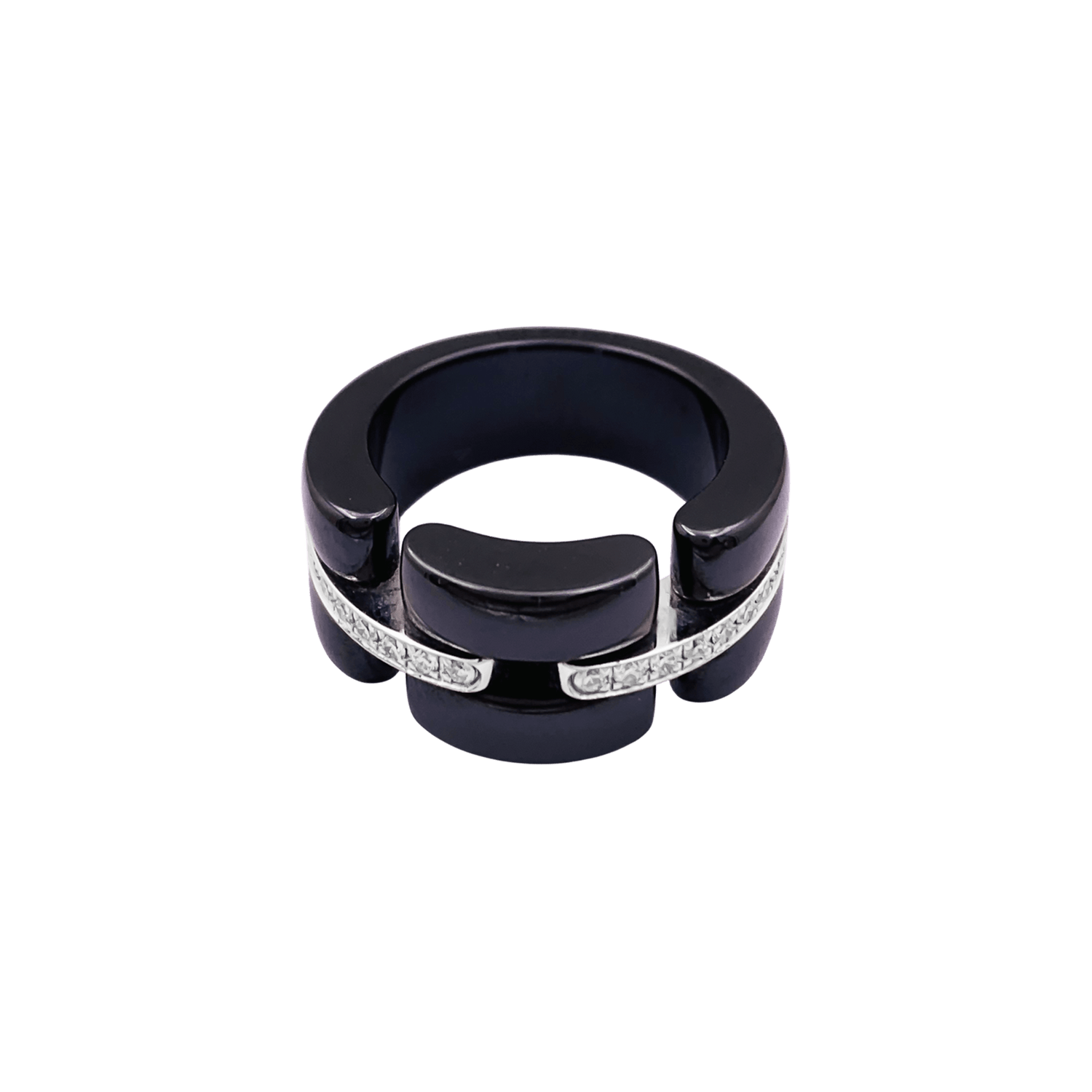 Bague Chanel, "Ultra", or blanc, céramique noire, diamants.