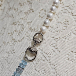 Sautoir de perles et topazes bleues naturelles - Castafiore