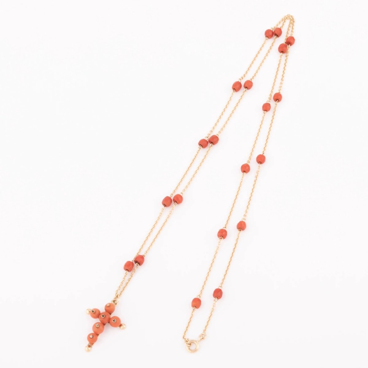 Sautoir en or et corail - Castafiore