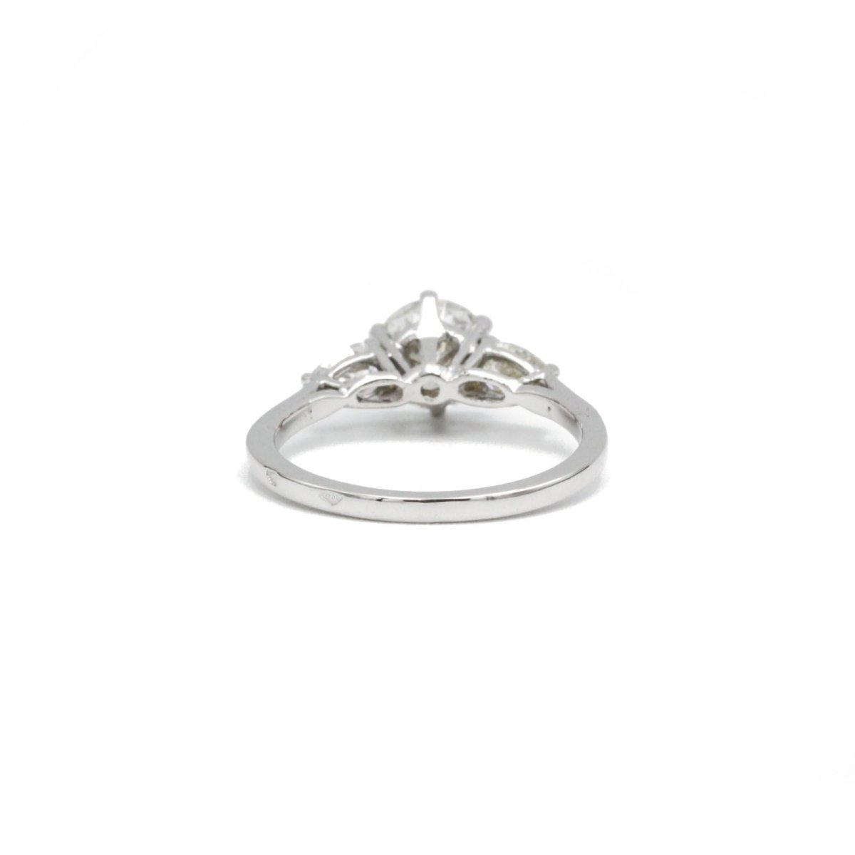 Solitaire accompagné - 1,07 carats - Castafiore