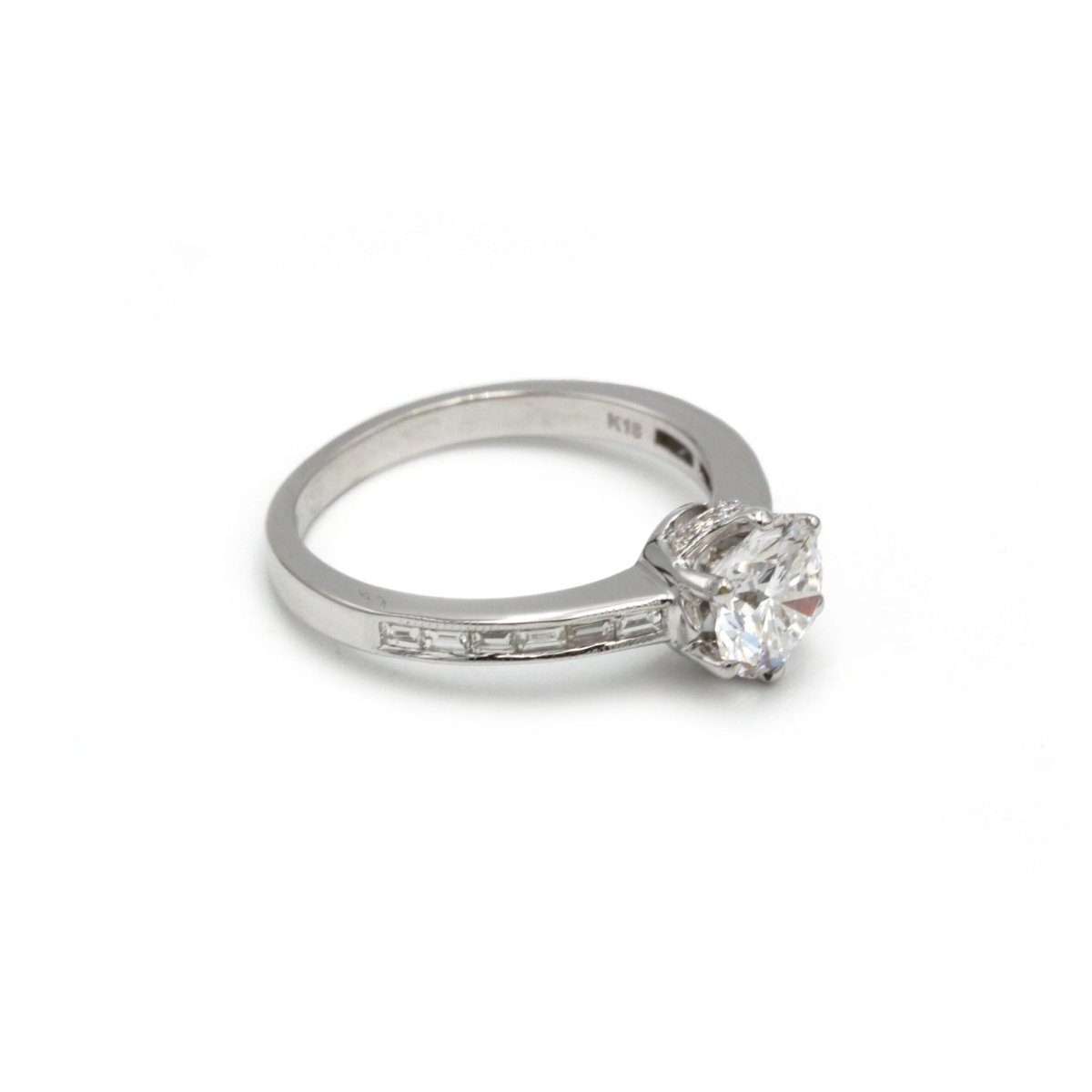 Solitaire accompagné - Or blanc et Diamant 1,27 cts - Castafiore