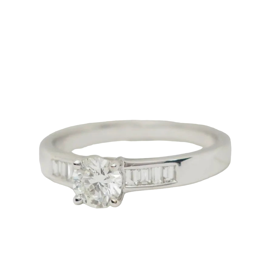Solitaire en or blanc et diamant rond de 0,52 ct - Castafiore