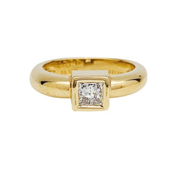 Solitaire Fred Paris diamant princesse, or jaune. - Castafiore
