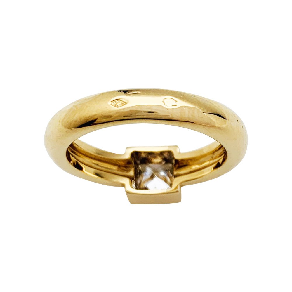 Solitaire Fred Paris diamant princesse, or jaune. - Castafiore