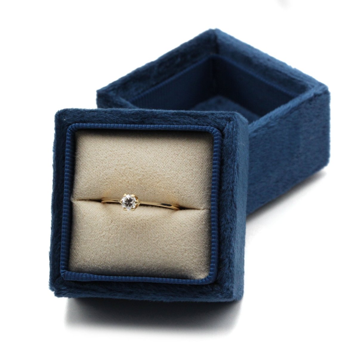 Solitaire - Or jaune et diamant - Castafiore