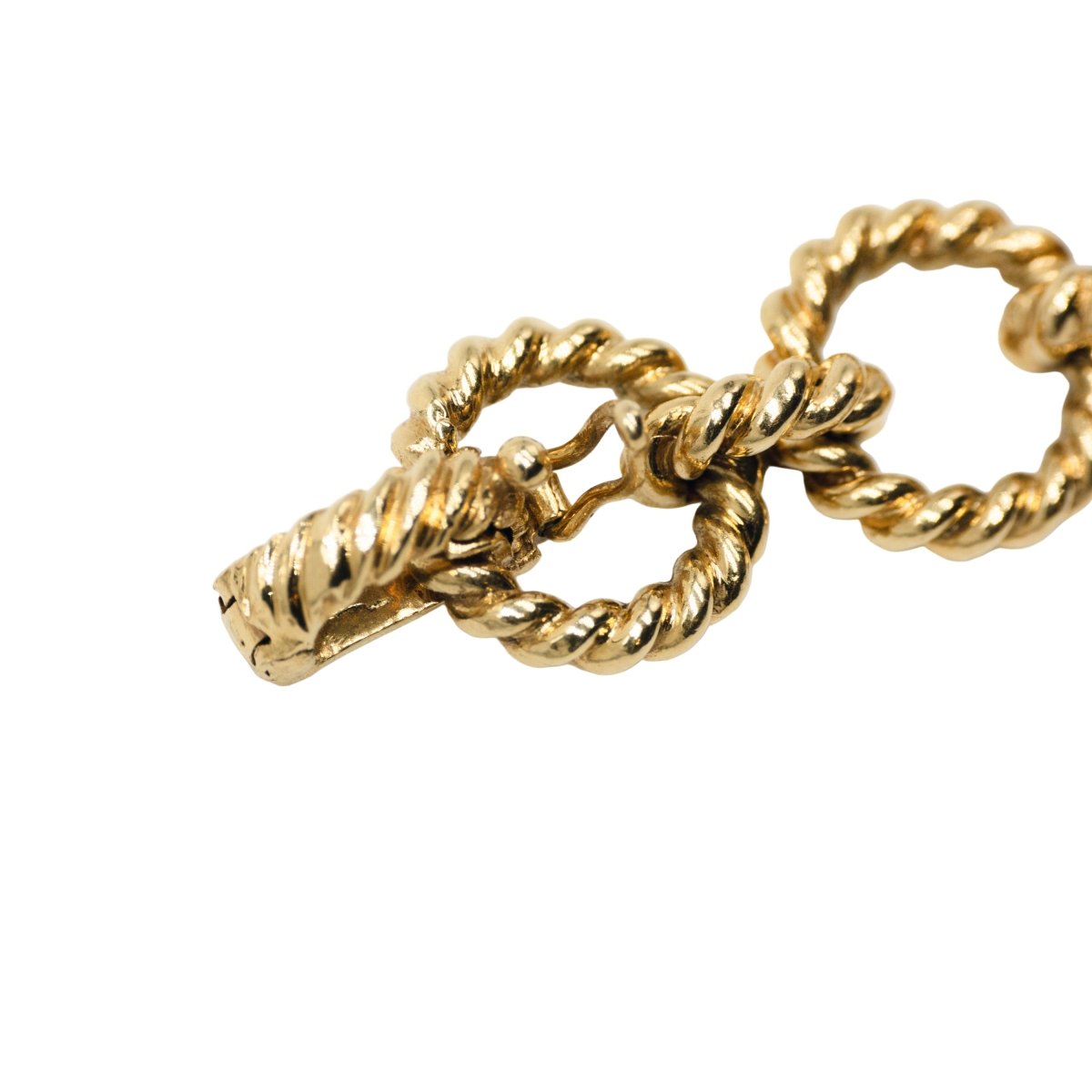 Trois bracelets BOUCHERON en or jaune et corail - Castafiore