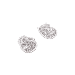 Boucles d'oreilles Boucheron "Serpent Bohème motif L", or blanc, diamants.