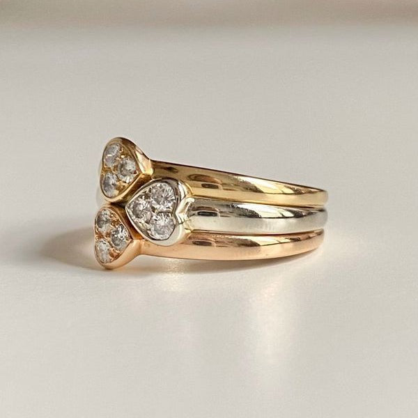 VAN CLEEF & ARPELS Bague trois cœurs en or trois couleurs 18k - Castafiore