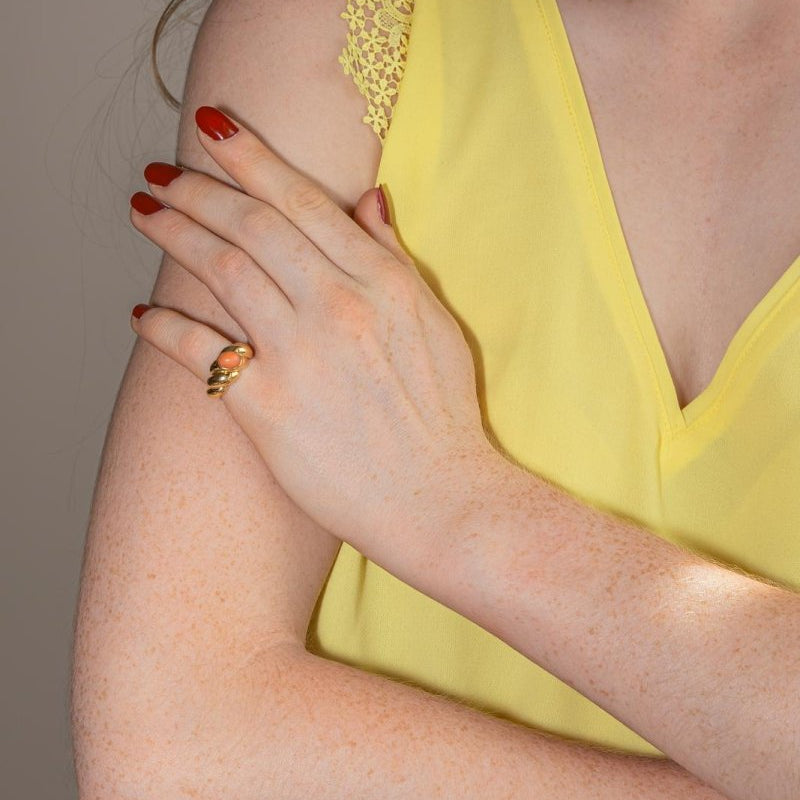 Van Cleef & Arpels Bague Vintage Or jaune Corail - Castafiore