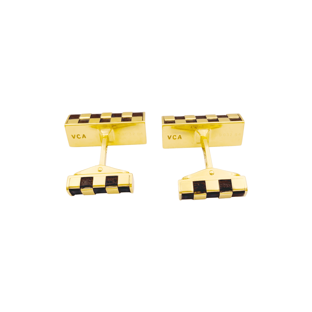 Boutons de manchette Van Cleef & Arpels, « Damier », or jaune et bois.