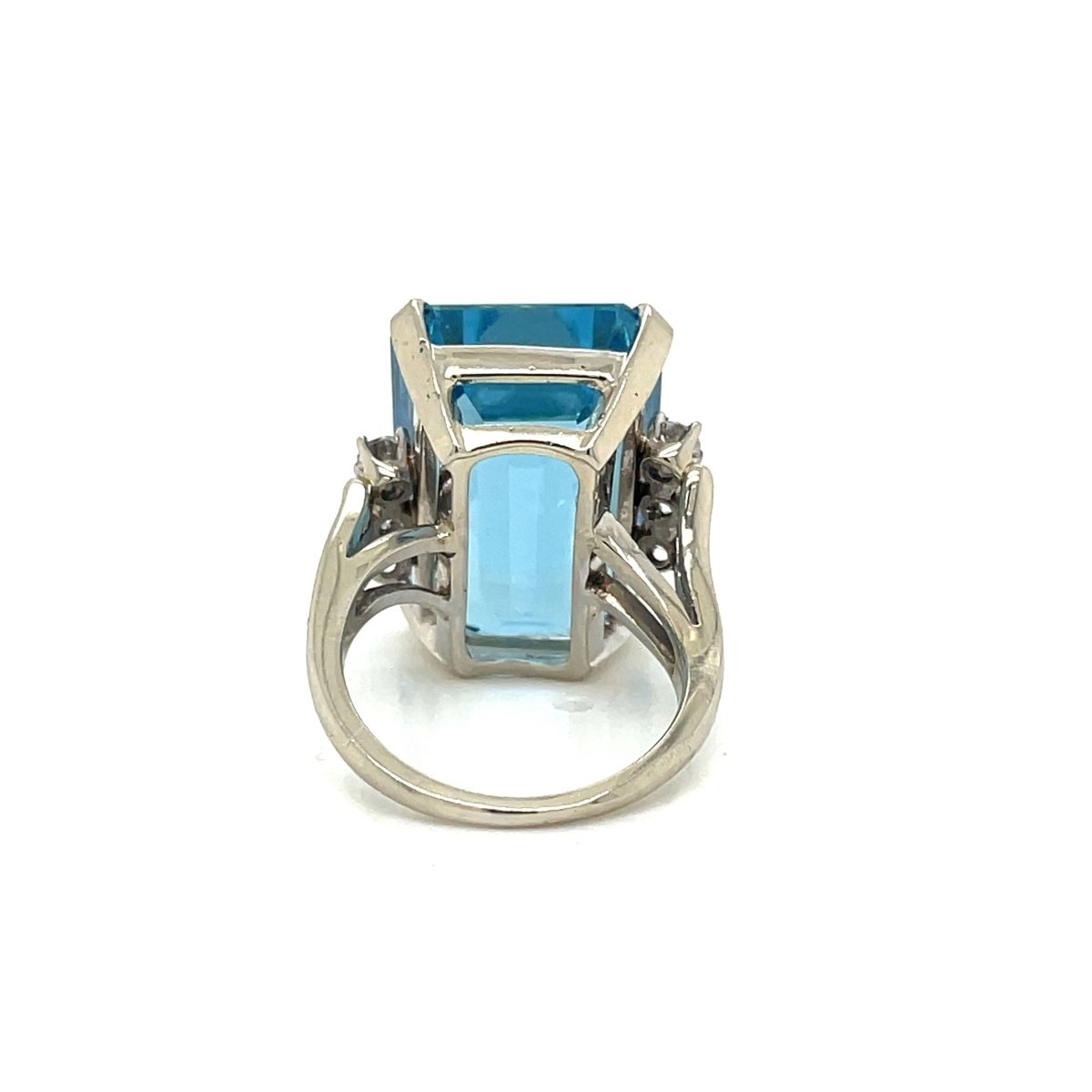 Vintage 25 Carat Santa Maria Aquamarine Diamond Gold Ring - Castafiore