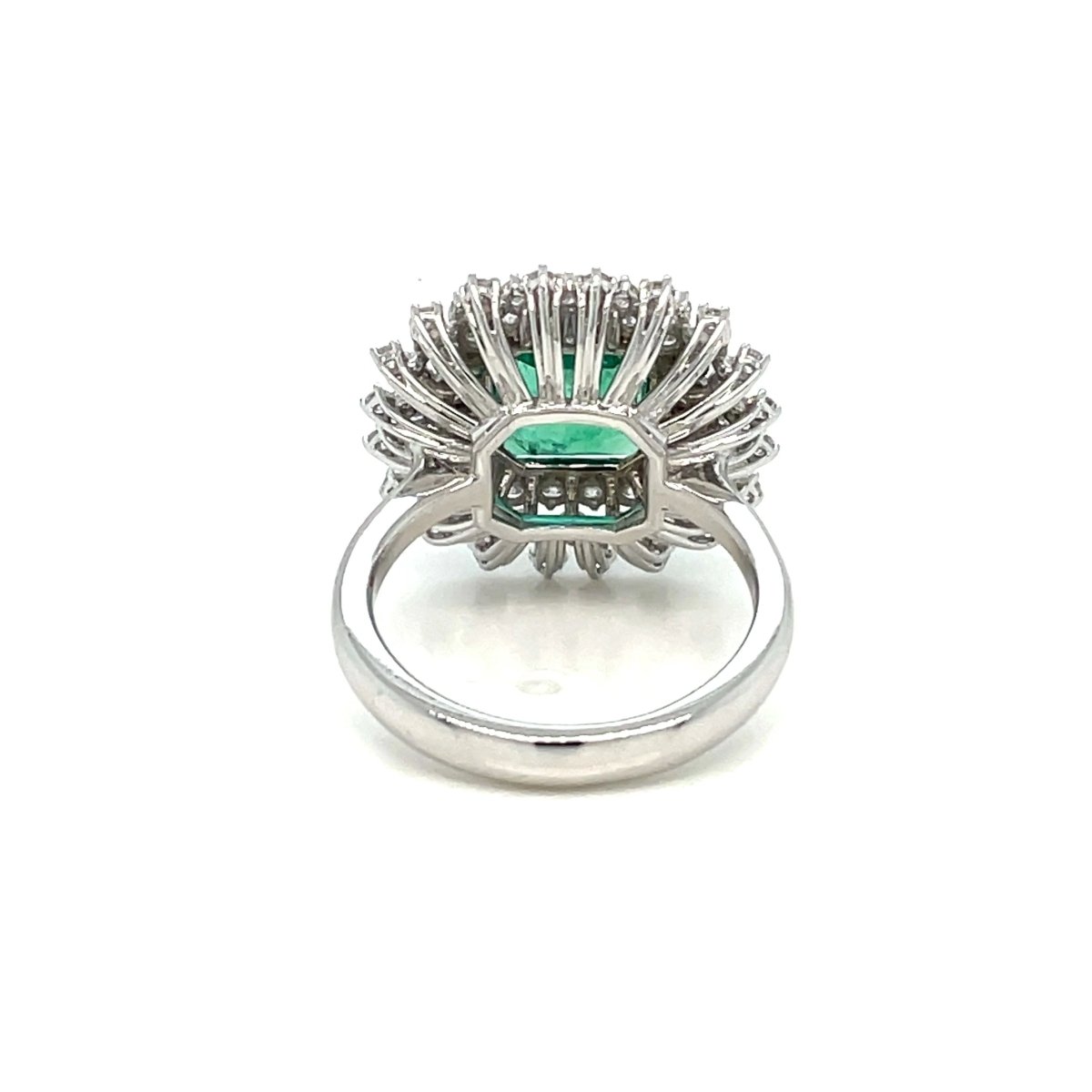 Vintage Colombian Emerald Diamond Gold Cluster Ring - Castafiore