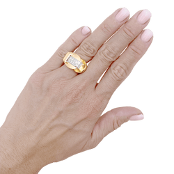 Bague Tank asymétrique en or rose, platine et diamants.