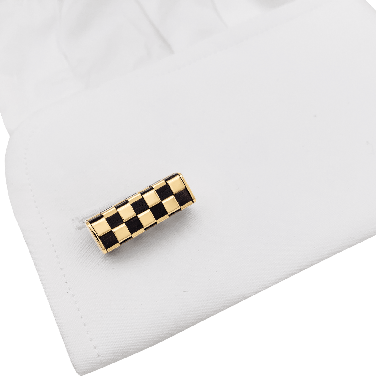 Boutons de manchette Van Cleef & Arpels, « Damier », or jaune et bois.