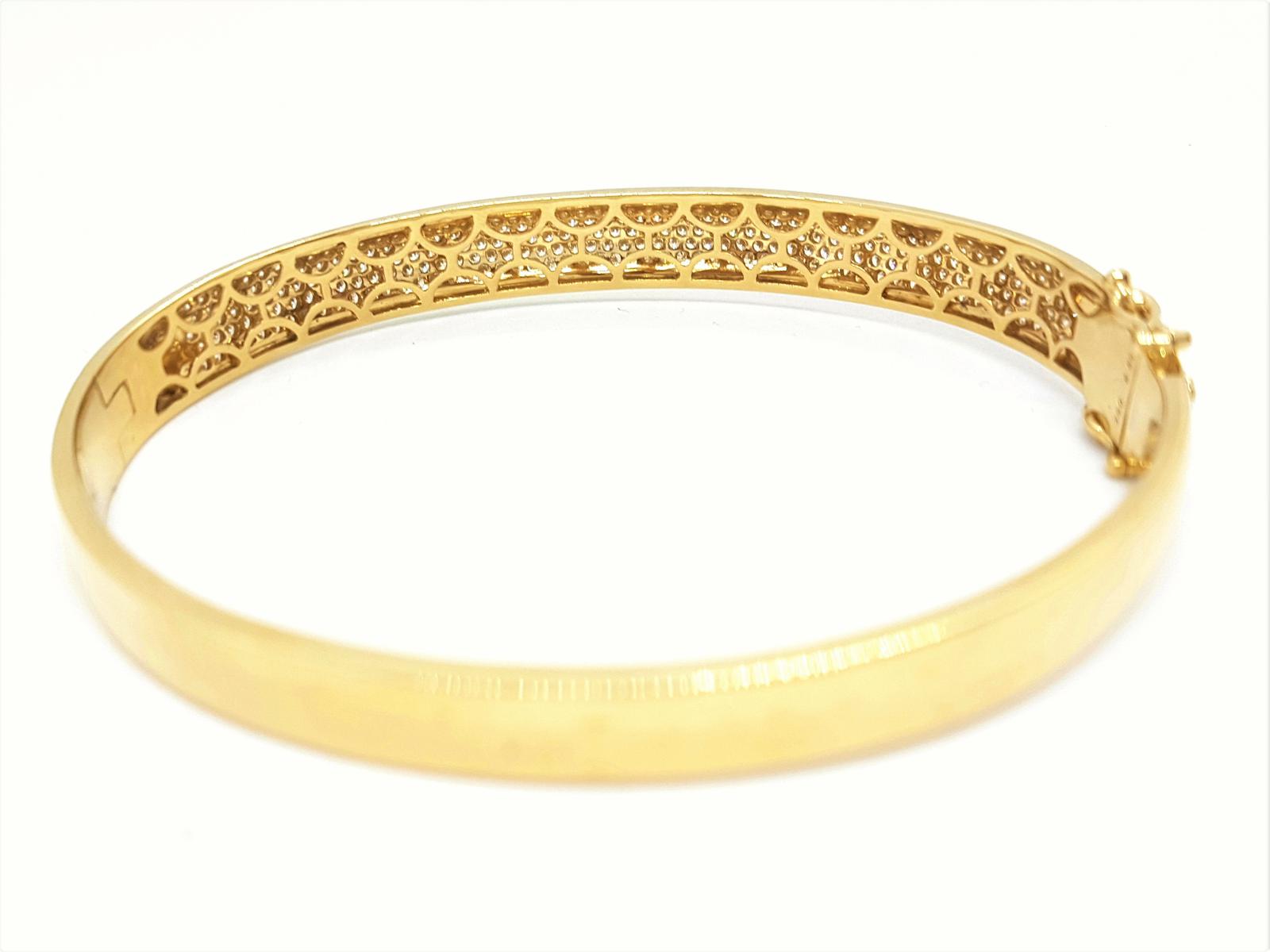 Bracelet Jonc en or jaune pavé diamants