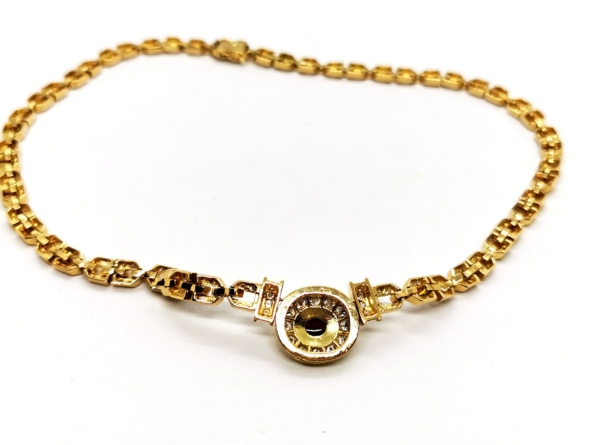 Pendant necklace in yellow gold, diamonds and rubies