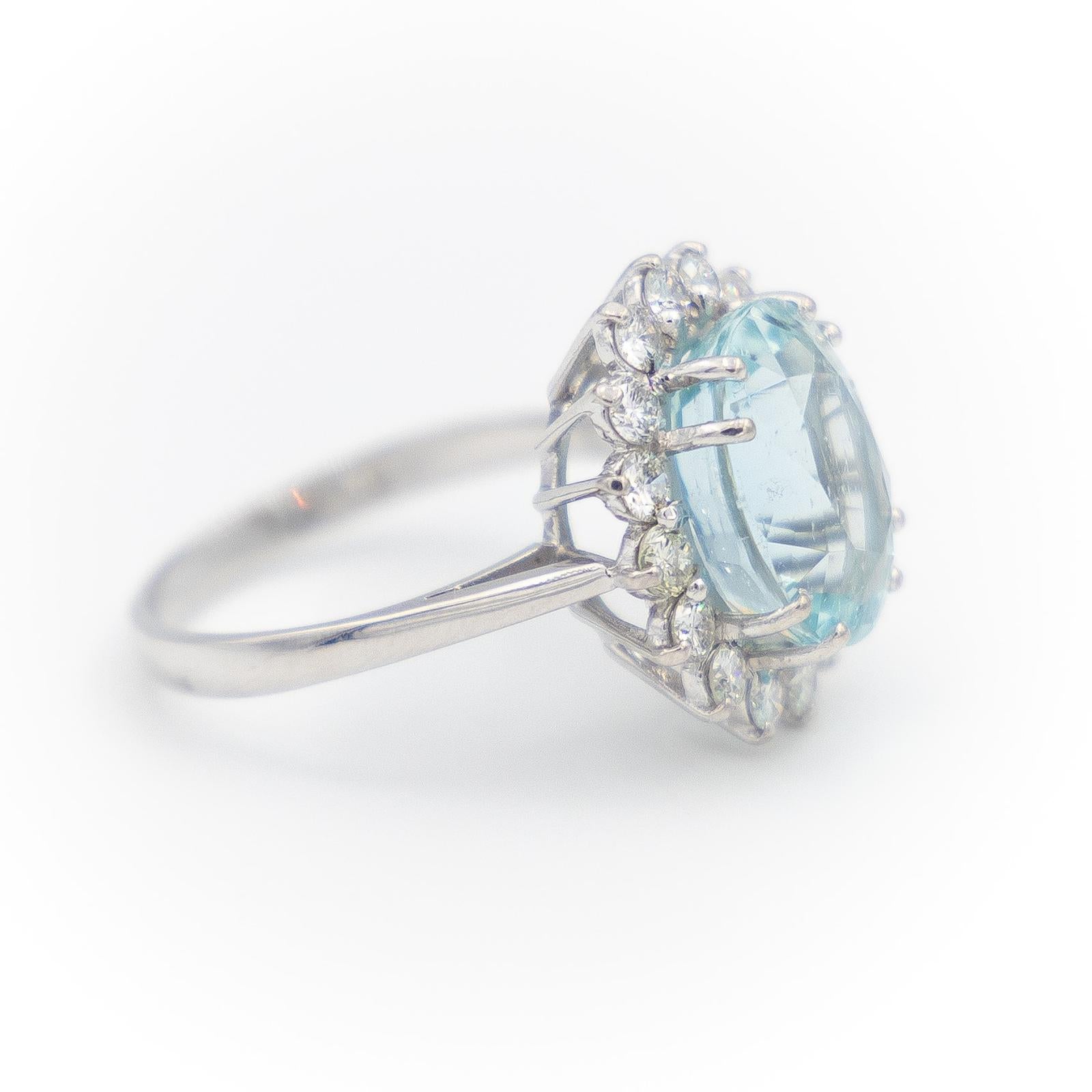 Bague Pompadour Or blanc Aigue Marine